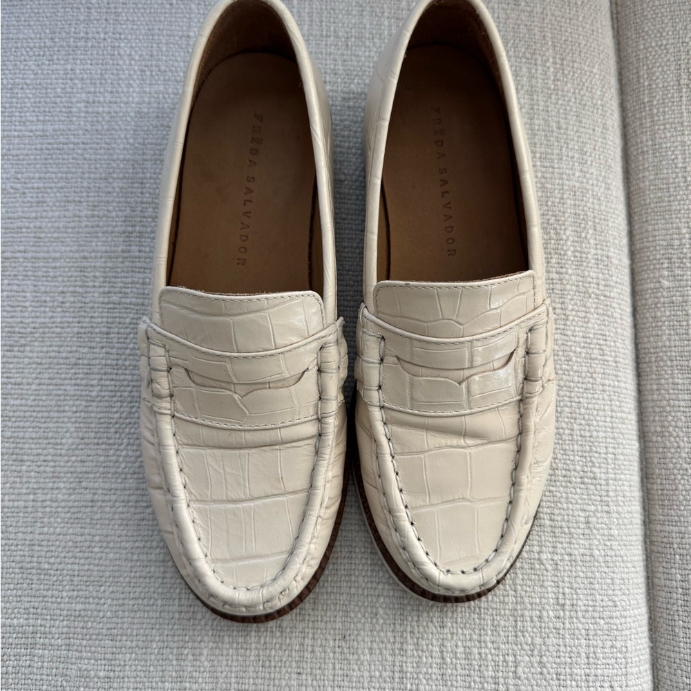 Freda Salvador Cream Loafers